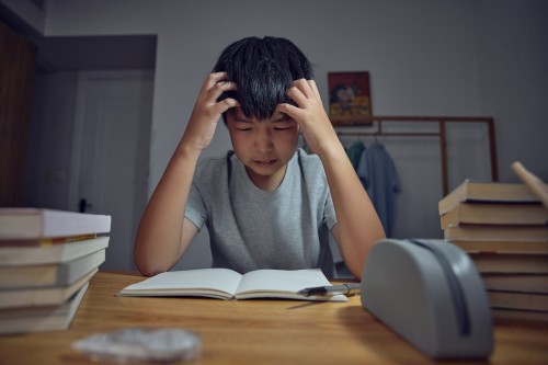 西安青少年心理咨询：孩子厌学、叛逆，父母该怎么办？