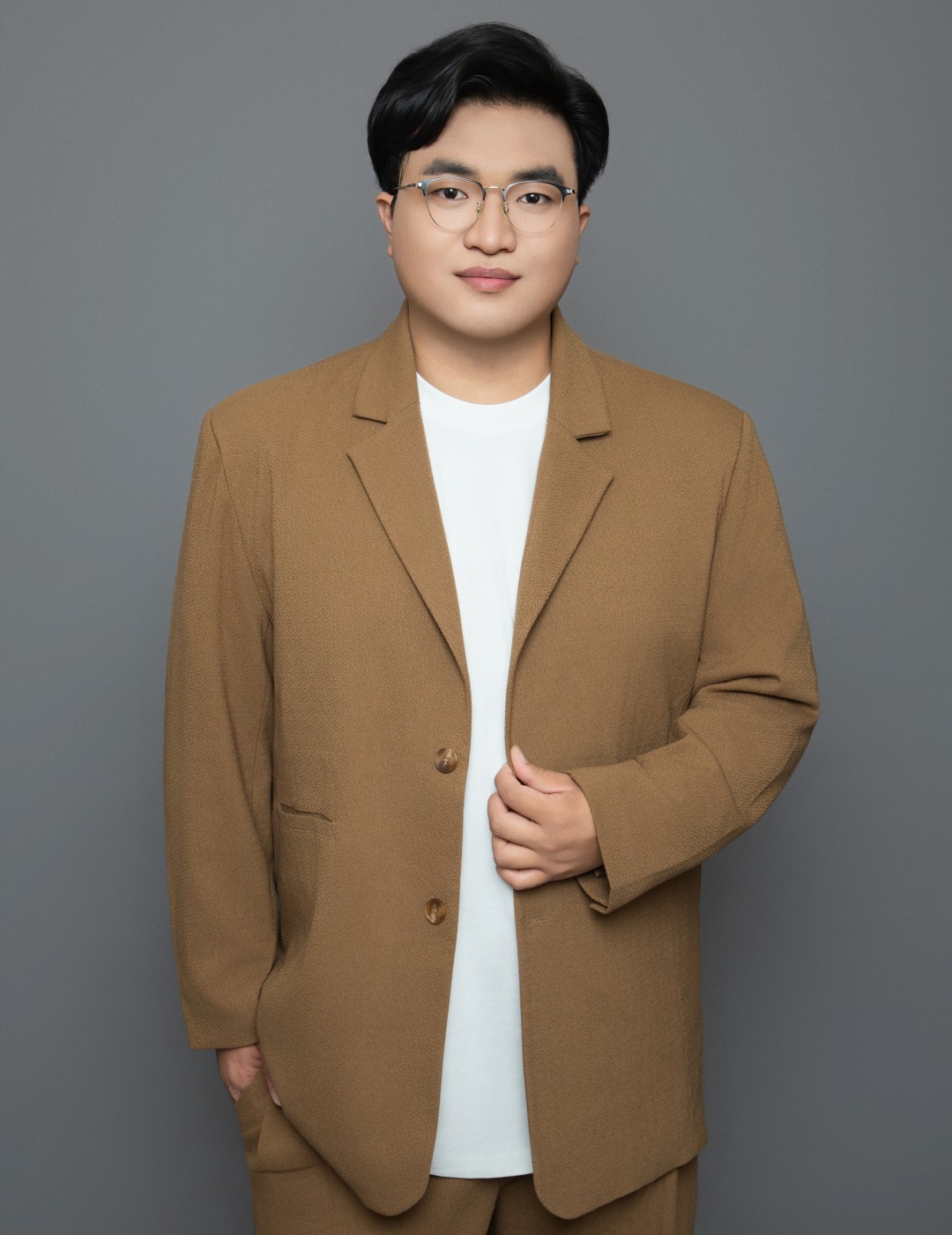 李豪